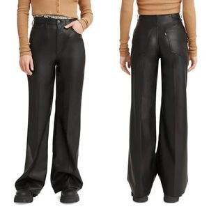 Levis 70’s Faux Leather Flare Pants black night size 30x32 NEW